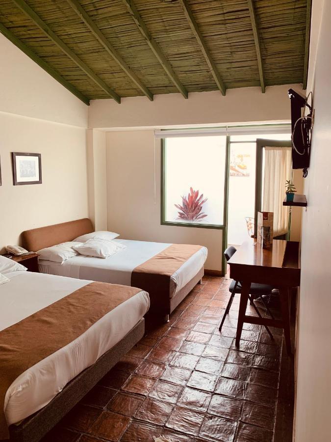 Hotel Posada De San Agustin Tunja Exterior photo